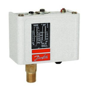 110179 Pressostato Danfoss    4 ÷ 12 Bar  Differ Reg 0,5  1,6 Bar  Ferrari